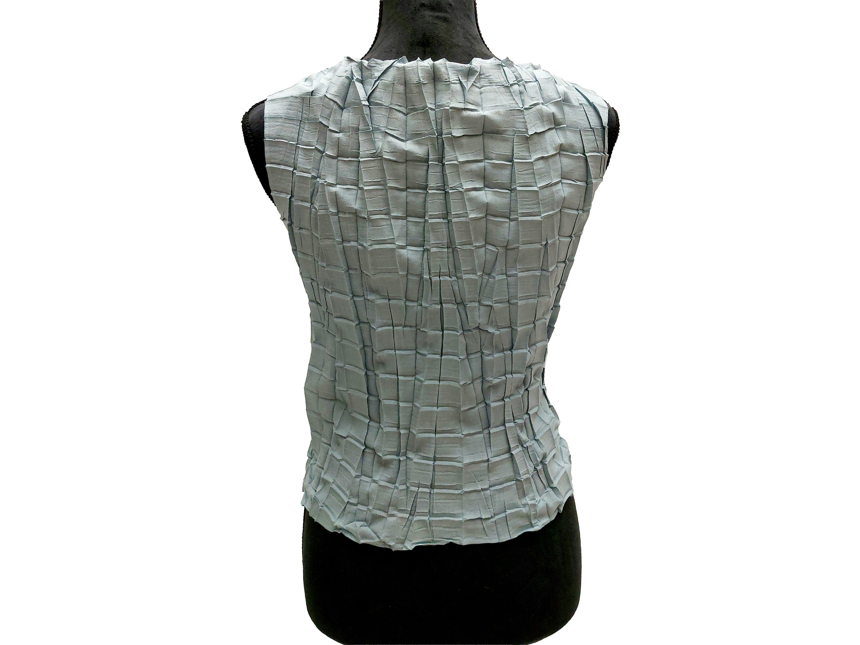 Emporio Armani, Top plissettato color carta da zucchero con motivo geometrico