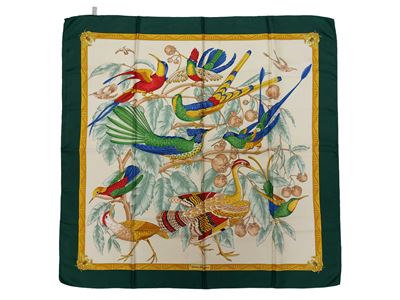 Salvatore Ferragamo, Foulard in seta con motivo di volatili