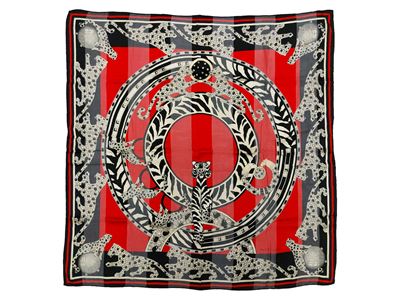Cartier, Must de Cartier: foulard in chiffon di seta con motivo di pantere