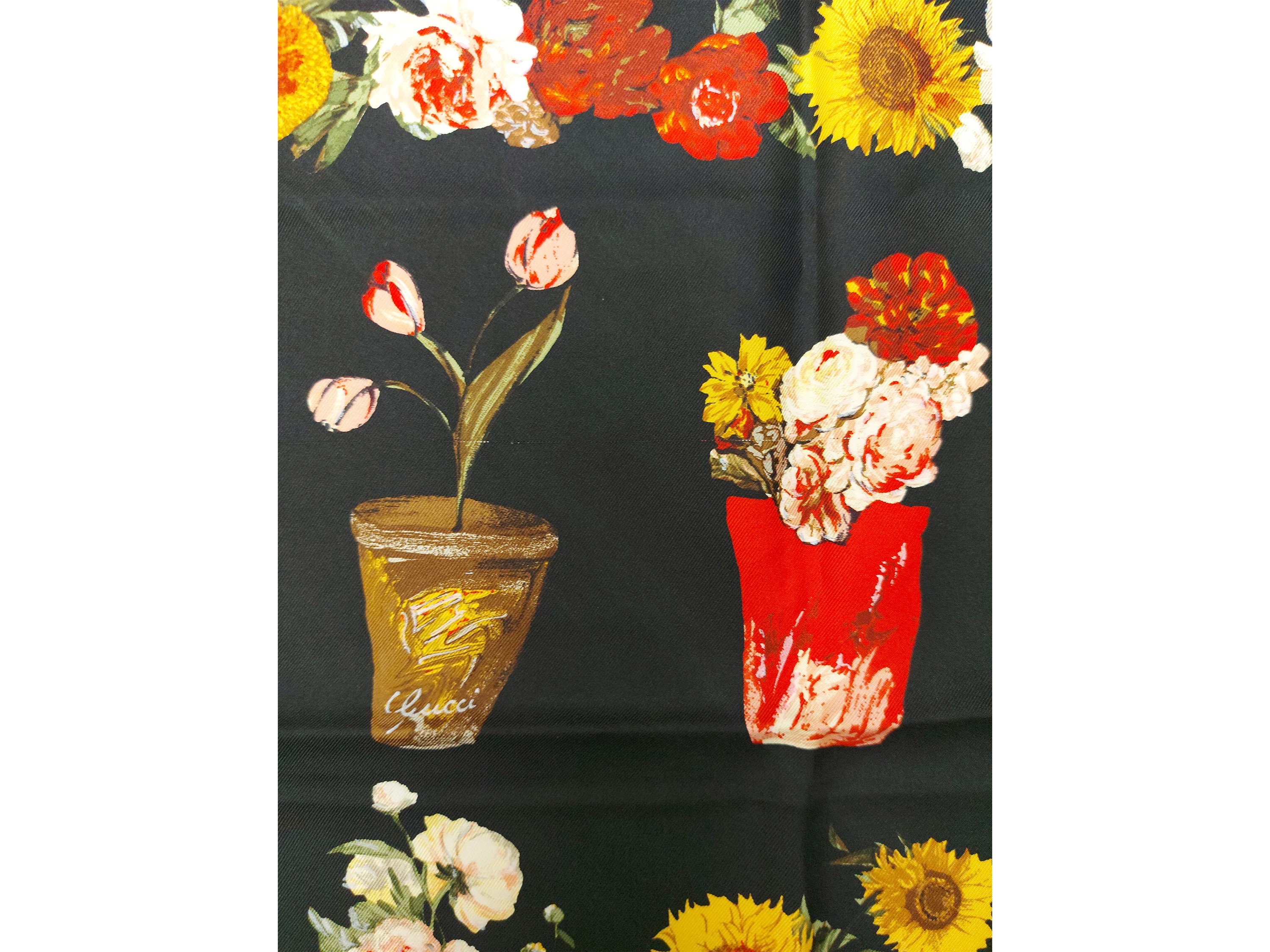 Gucci, Carré in seta a motivo floreale