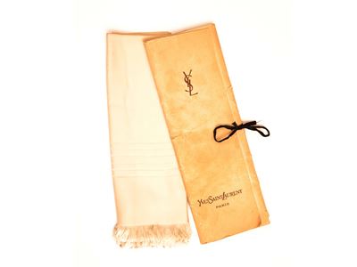 YSL, Sciarpa in seta avorio
