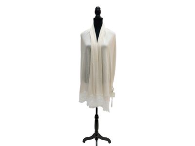 Ermanno Scervino, Scialle in cashmere e seta color panna con balza in pizzo