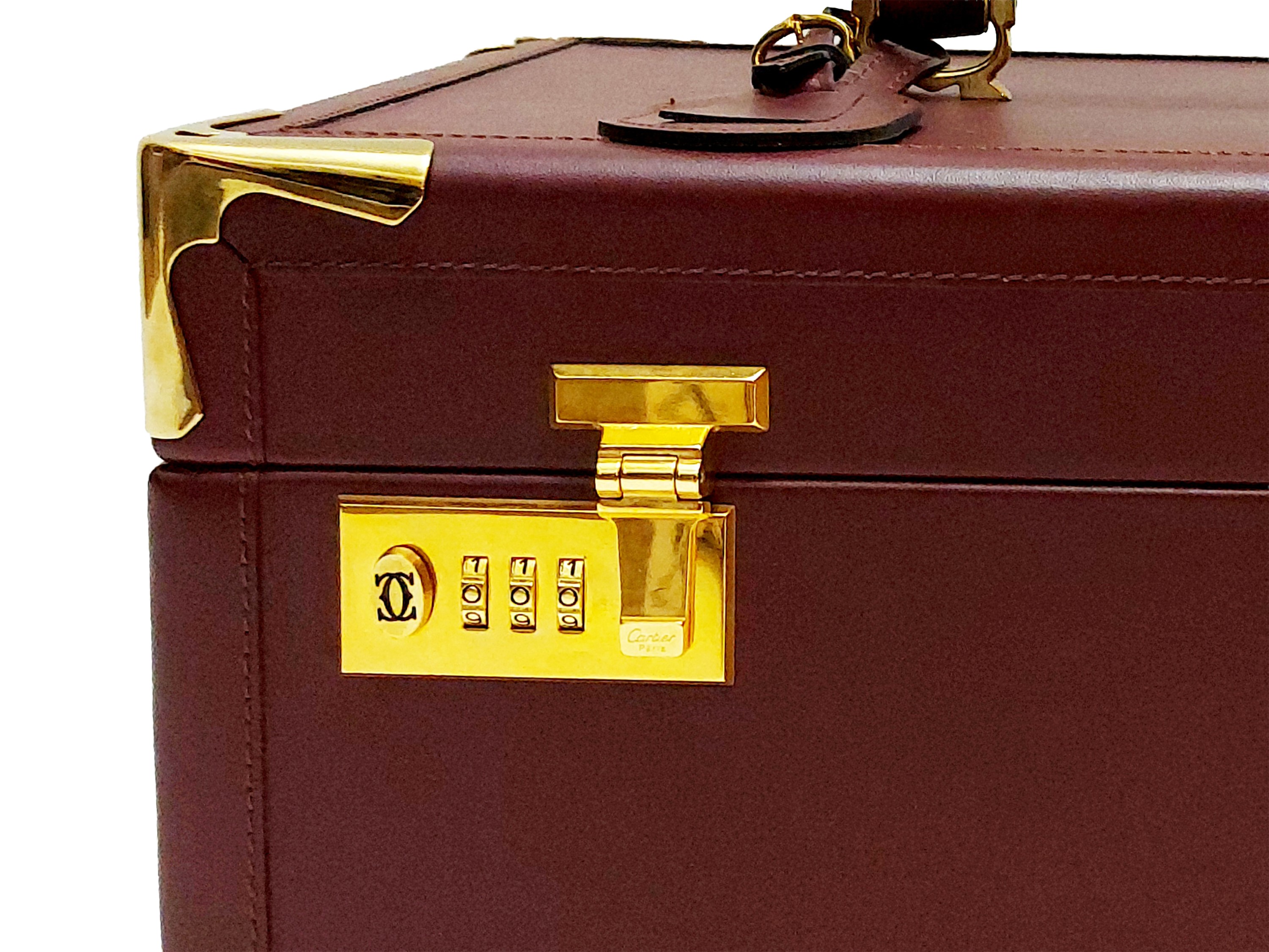 Must De Cartier - Beaty Case in Pelle Bordeaux