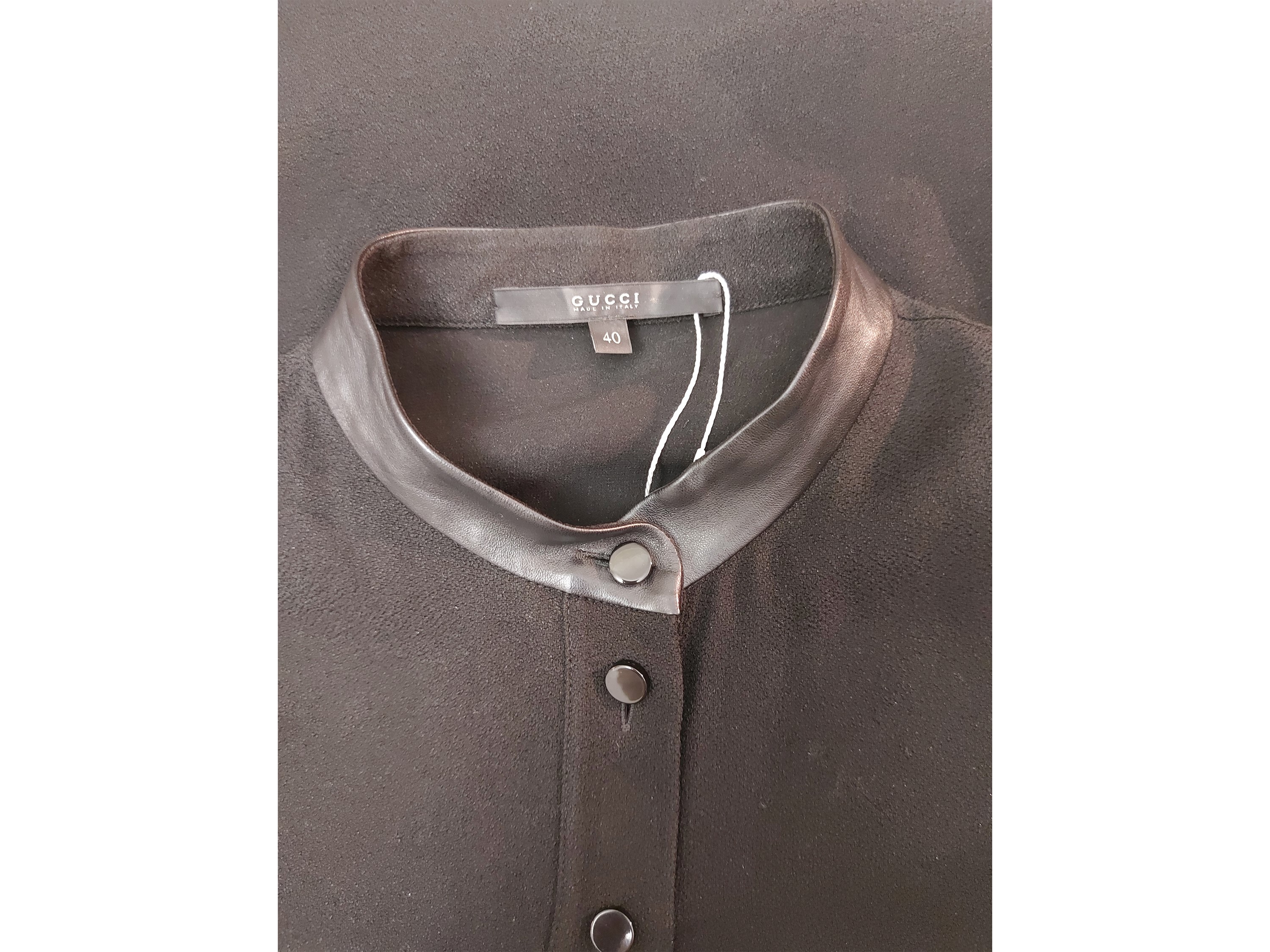 Gucci, Camicia in crepe nera con profili in pelle