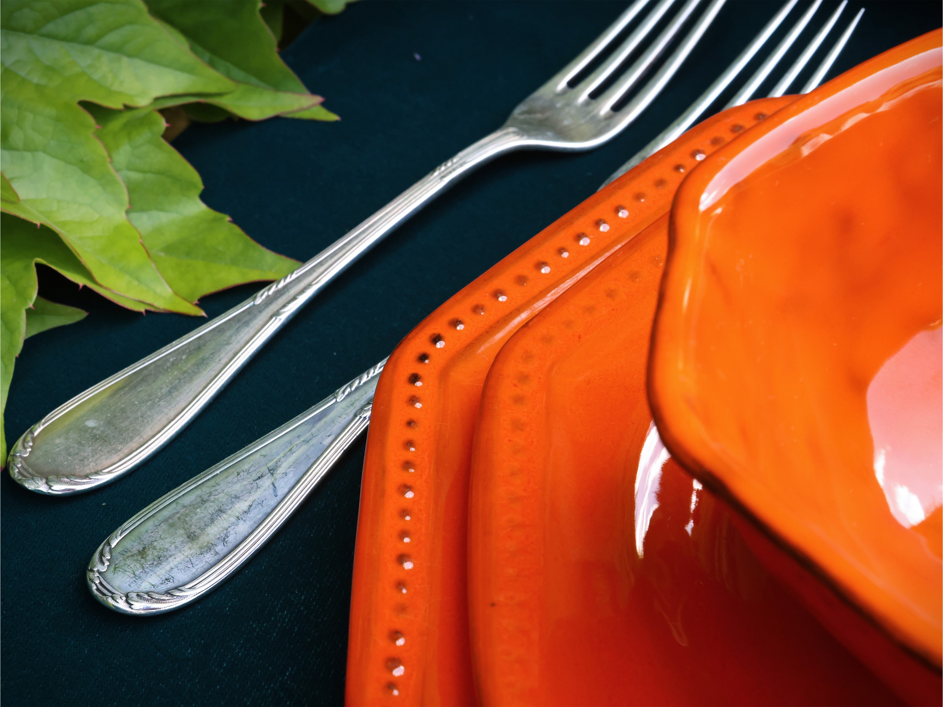 Servizio di Piatti da Buffet in Ceramica Smaltata Arancio
