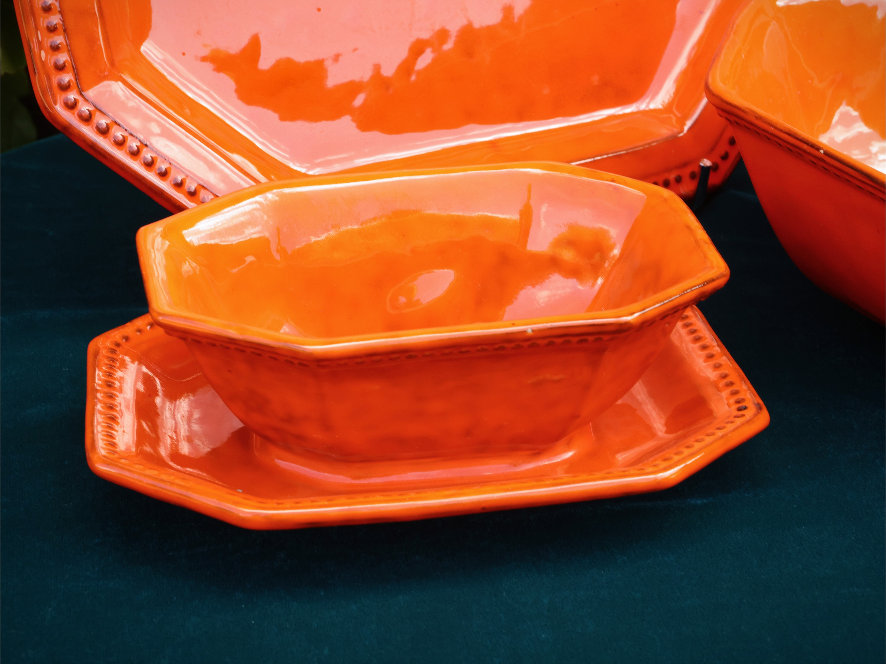 Servizio di Piatti da Buffet in Ceramica Smaltata Arancio