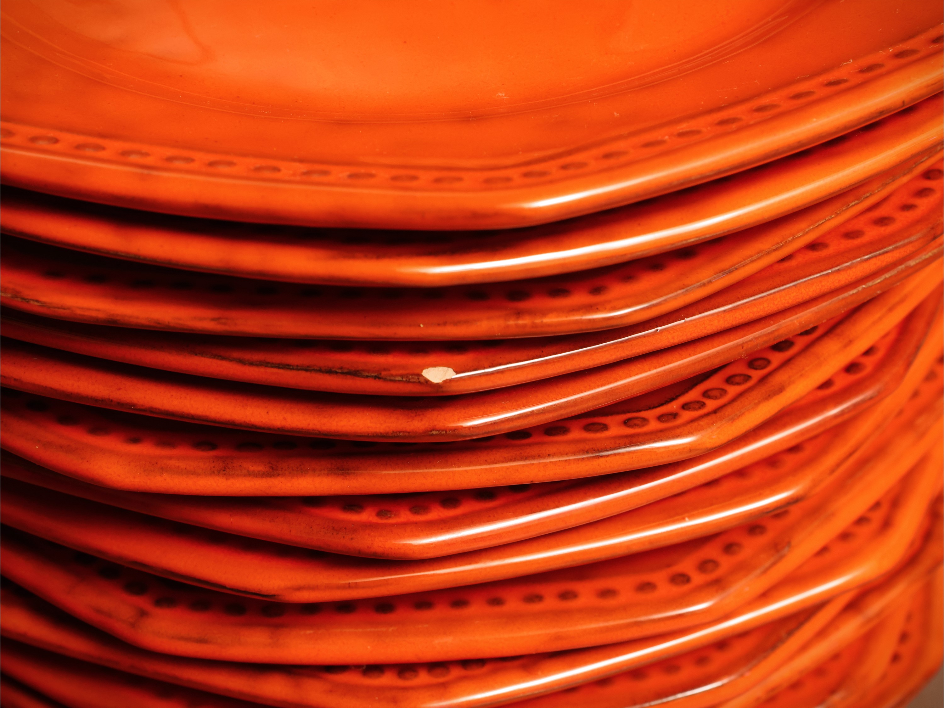 Servizio di Piatti da Buffet in Ceramica Smaltata Arancio