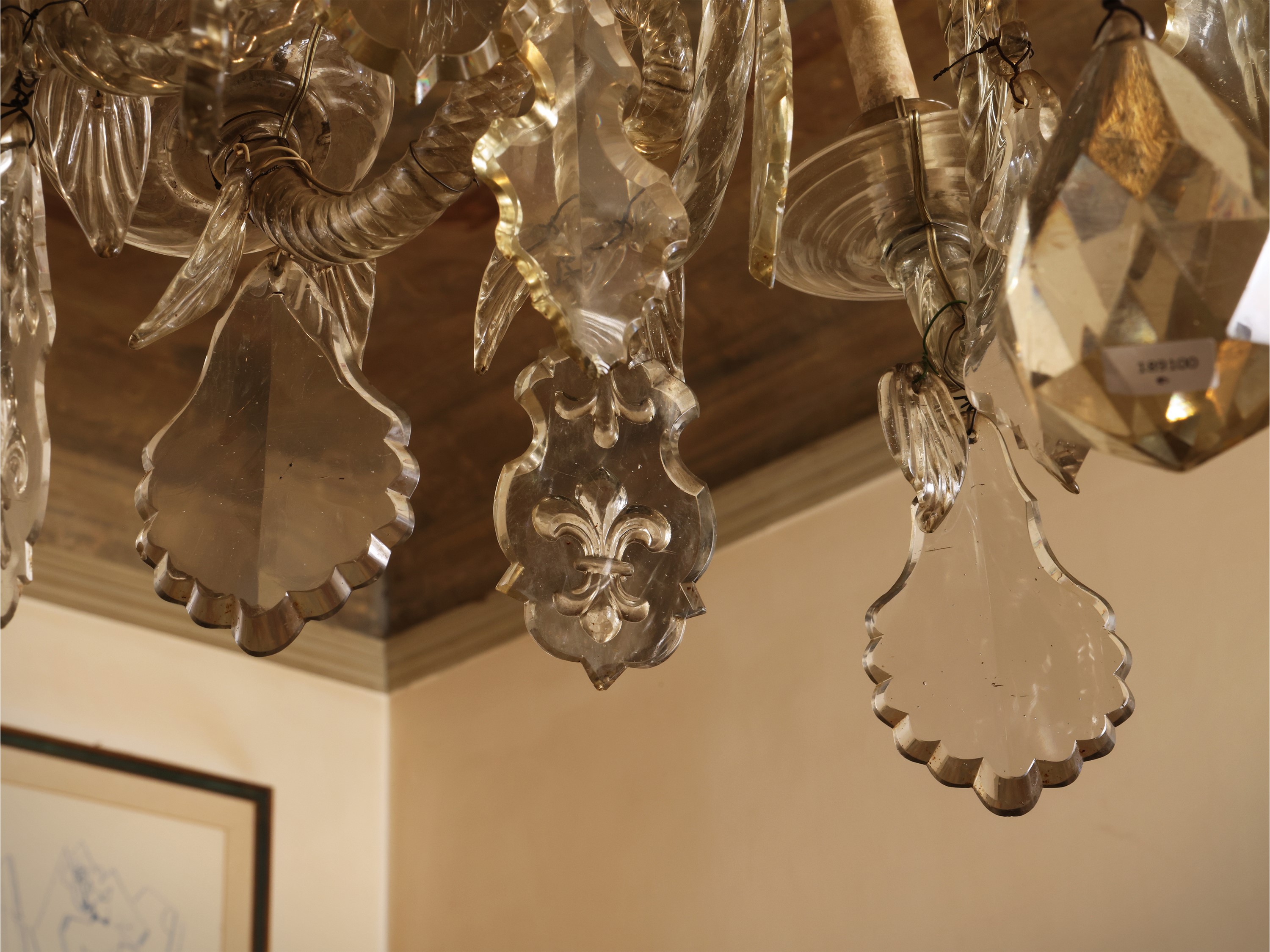 Grande lampadario a otto bracci in vetro e cristallo, inizio XX secolo