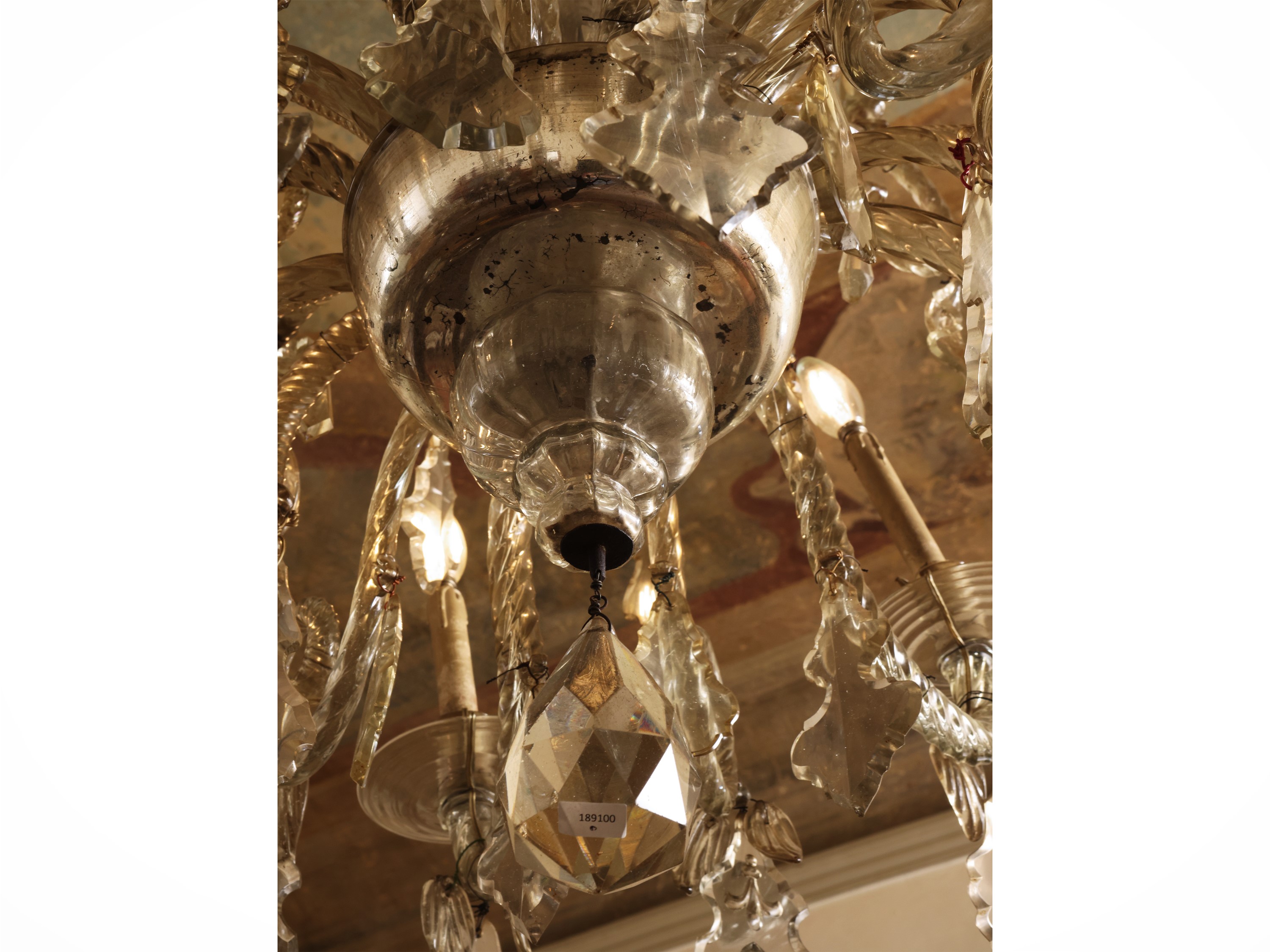 Grande lampadario a otto bracci in vetro e cristallo, inizio XX secolo