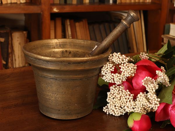 Ancient bronze mortar