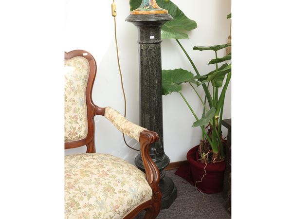Vase column in green Prato marble