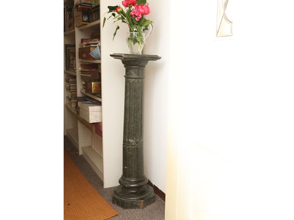 Marble vase column