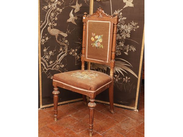 Pair of oak chairs