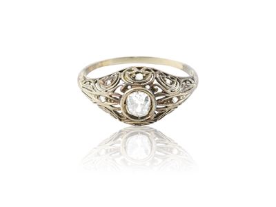 Anello in oro bianco 18K con diamante old mine cut