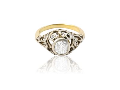 Anello a fascia in oro giallo 18 kt con inserto in diamante taglio vecchio e argento traforato, f...