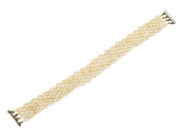 A small white cultured pearls lace bracelet  - Auction Jewels and Watches - Maison Bibelot - Casa d'Aste Firenze - Milano