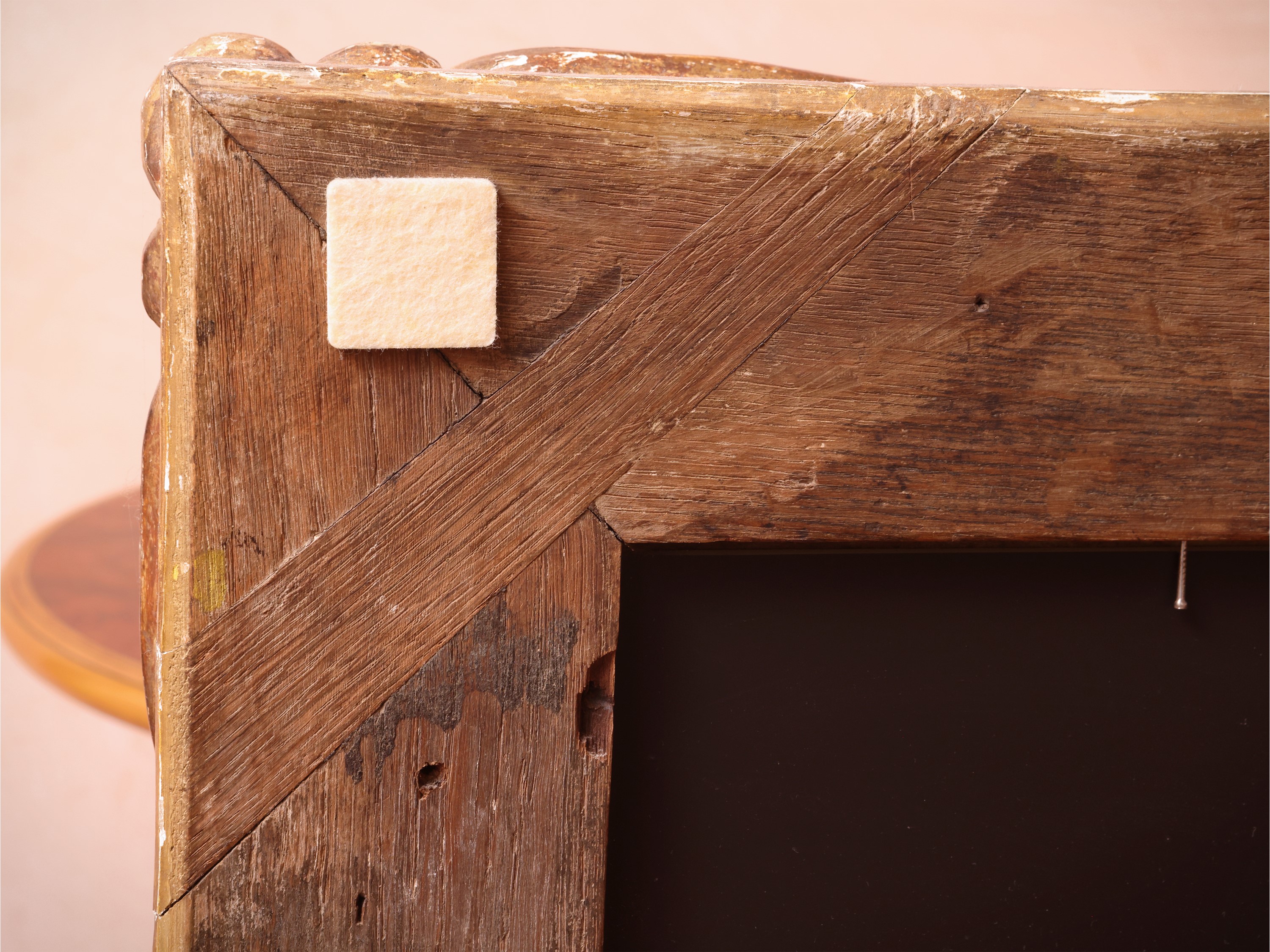 Specchiera con Cornice in Legno e Pastiglia Dorata