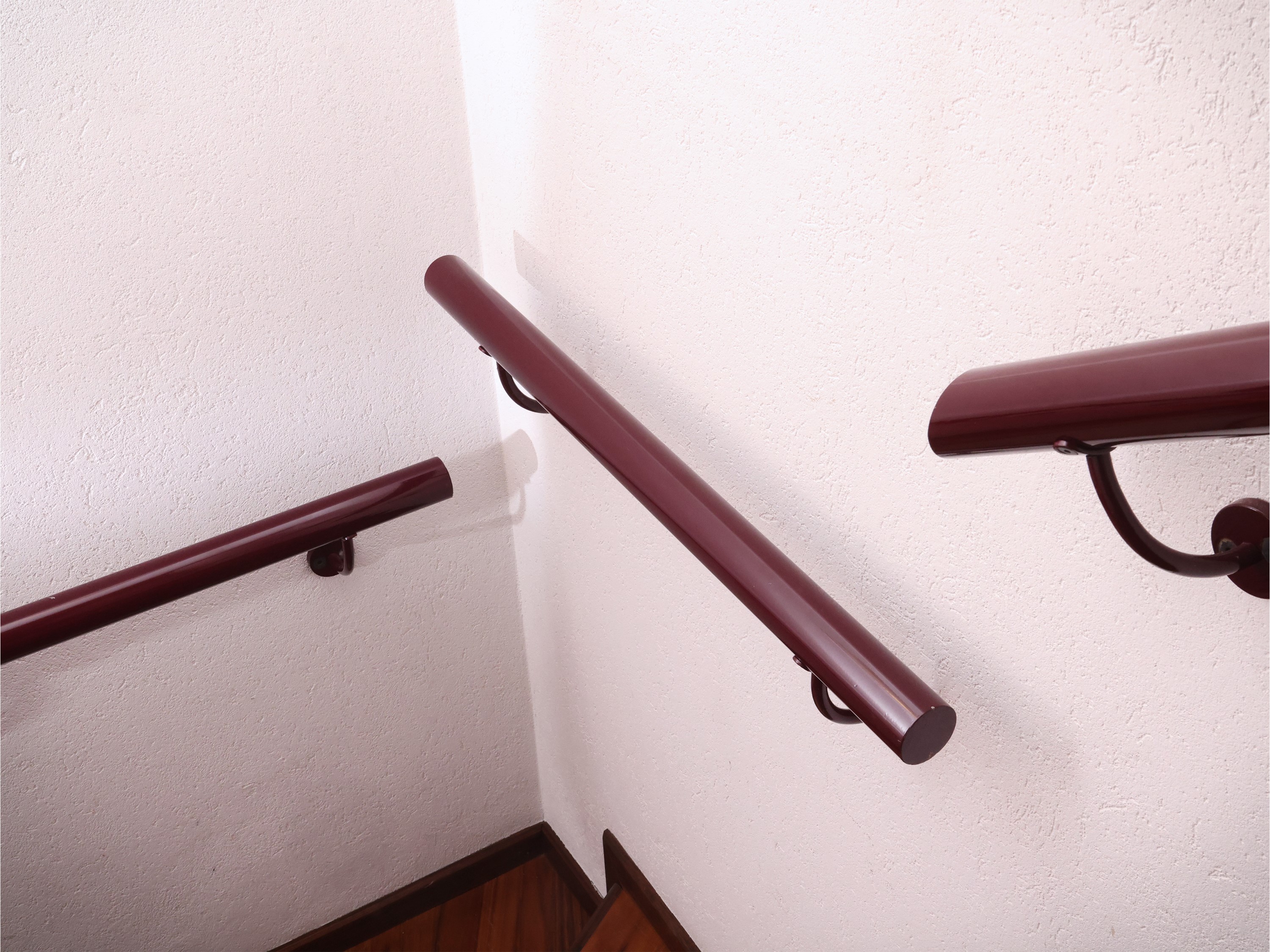 Set di Cinque Corrimano in Metallo Laccato Burgundi