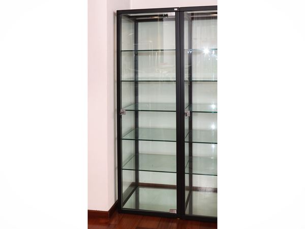 Vetrina per collezioni in vetro e metallo laccato nero  - Asta La casa moderna - Maison Bibelot - Casa d'Aste Firenze - Milano