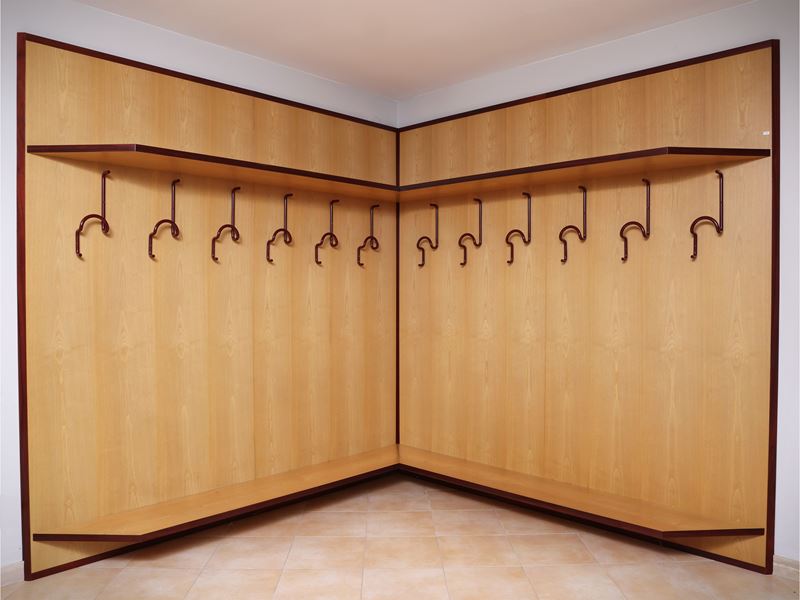 Boiserie Ad Angolo in Legno Biondo