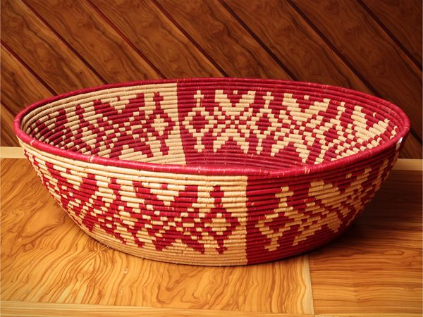 Large straw basket