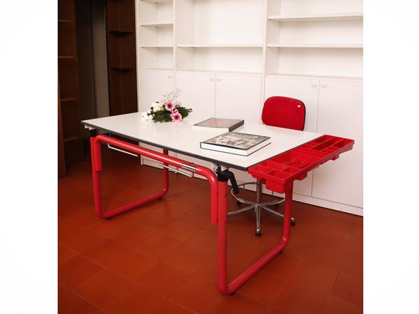 Drawing table, in the style of Joe Colombo