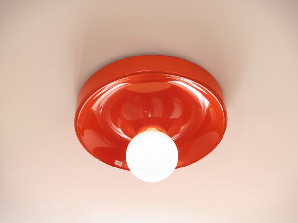 Plafoniera circolare in metallo laccato arancione