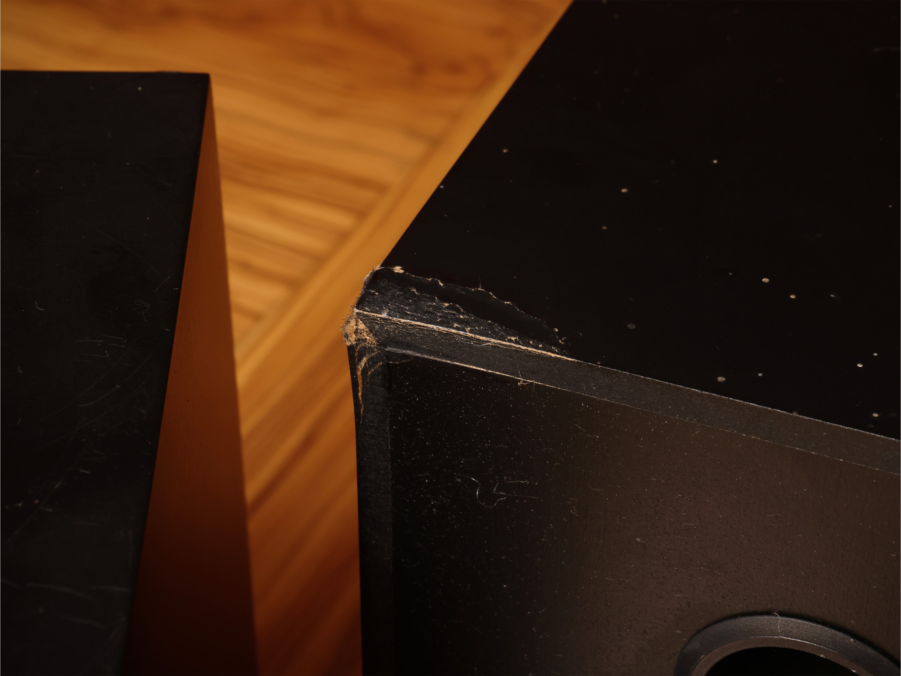 Monitor Audio, Serie di quattro diffusori Gold One