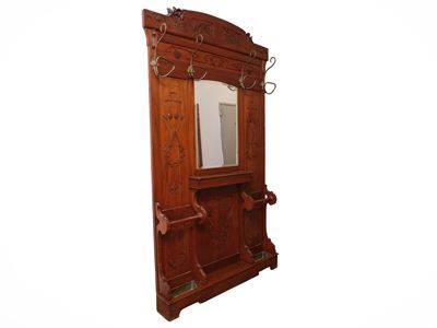 Pannello da ingresso in stile Art Nouveau, intaglio ligneo con motivi floreali e specchio, inizio...