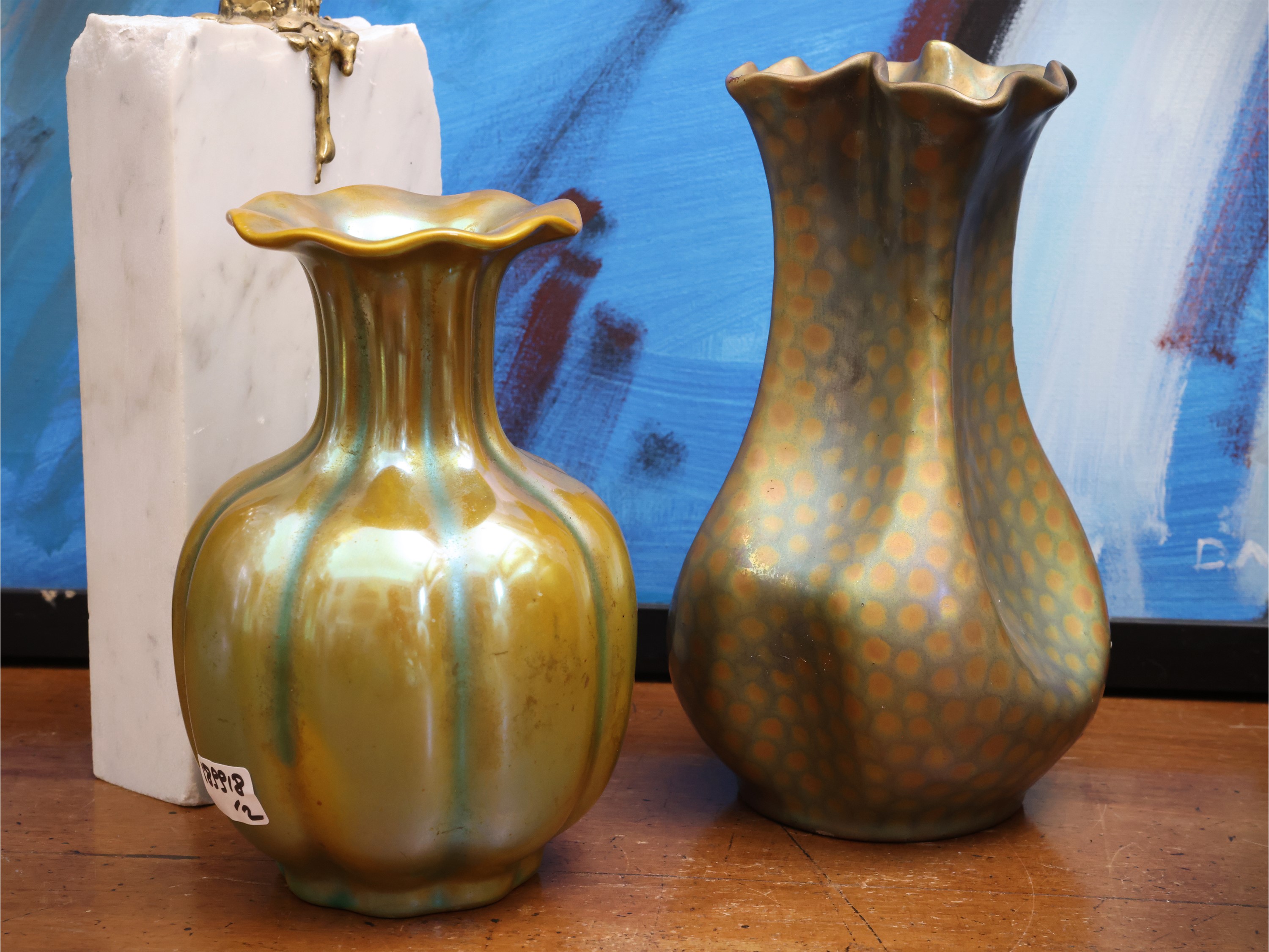 Zsolnay Pécs, Due piccoli vasi in ceramica a lustro