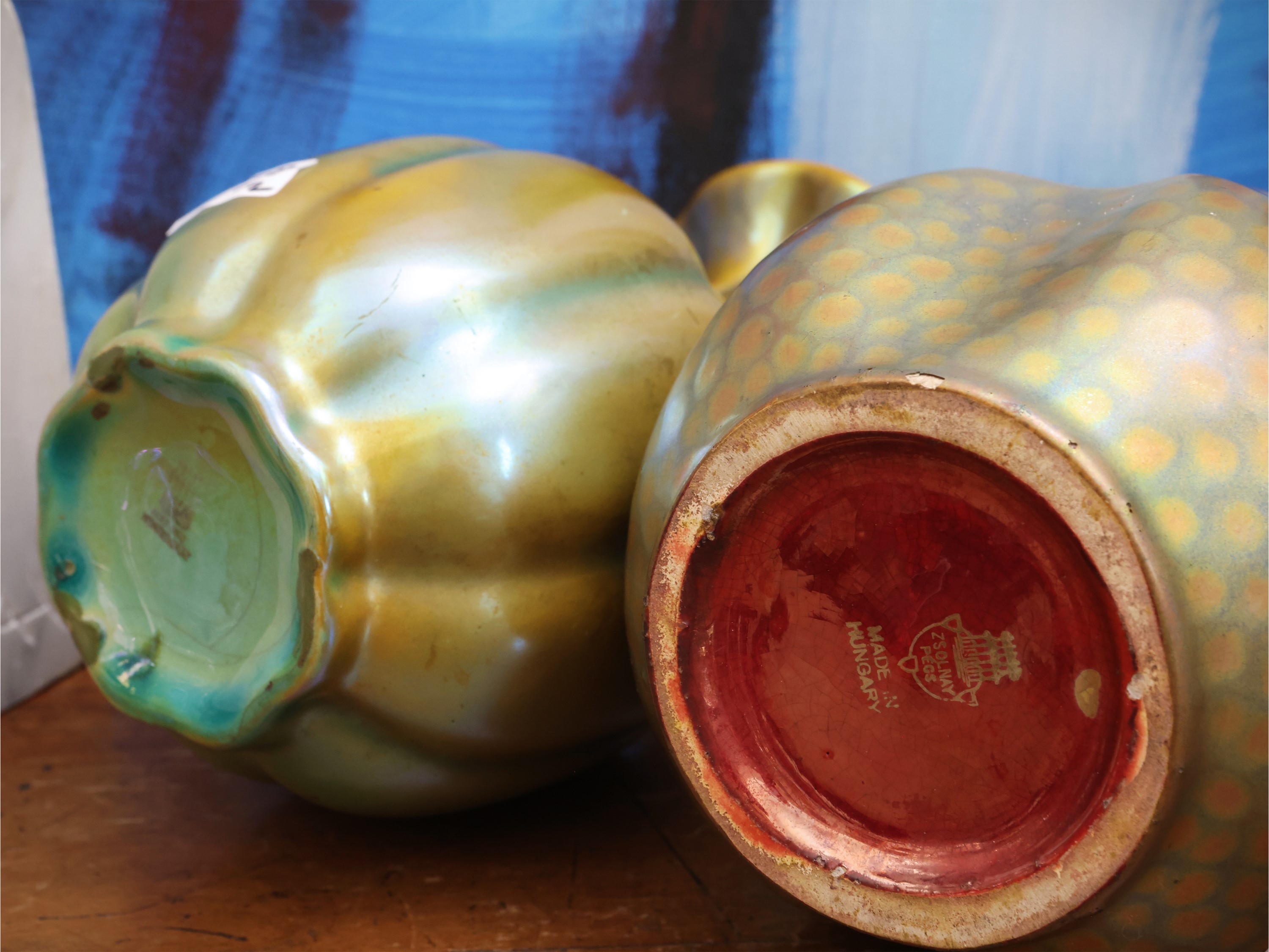 Zsolnay Pécs, Due piccoli vasi in ceramica a lustro