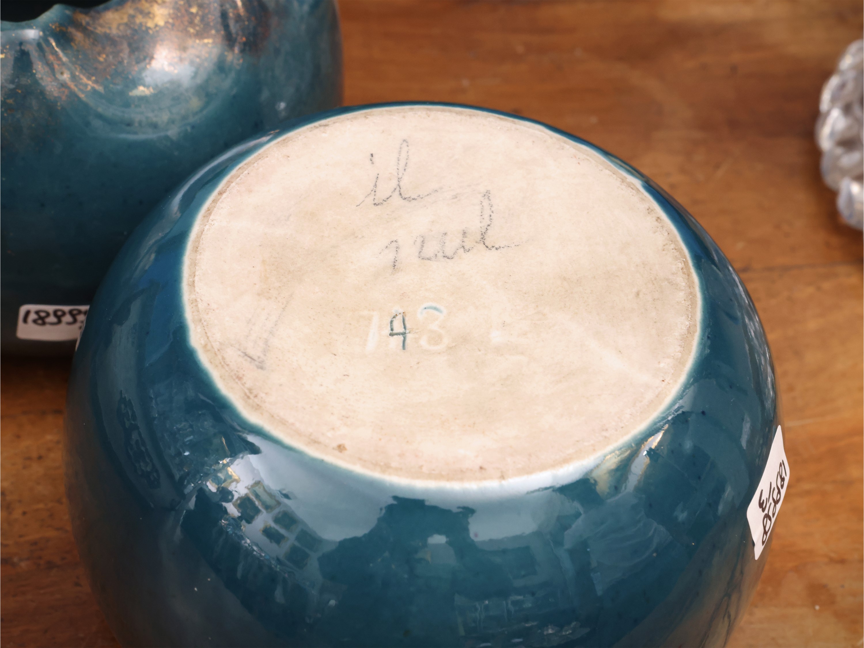 Zaccagnini, Fioriera in ceramica a foggia orientale