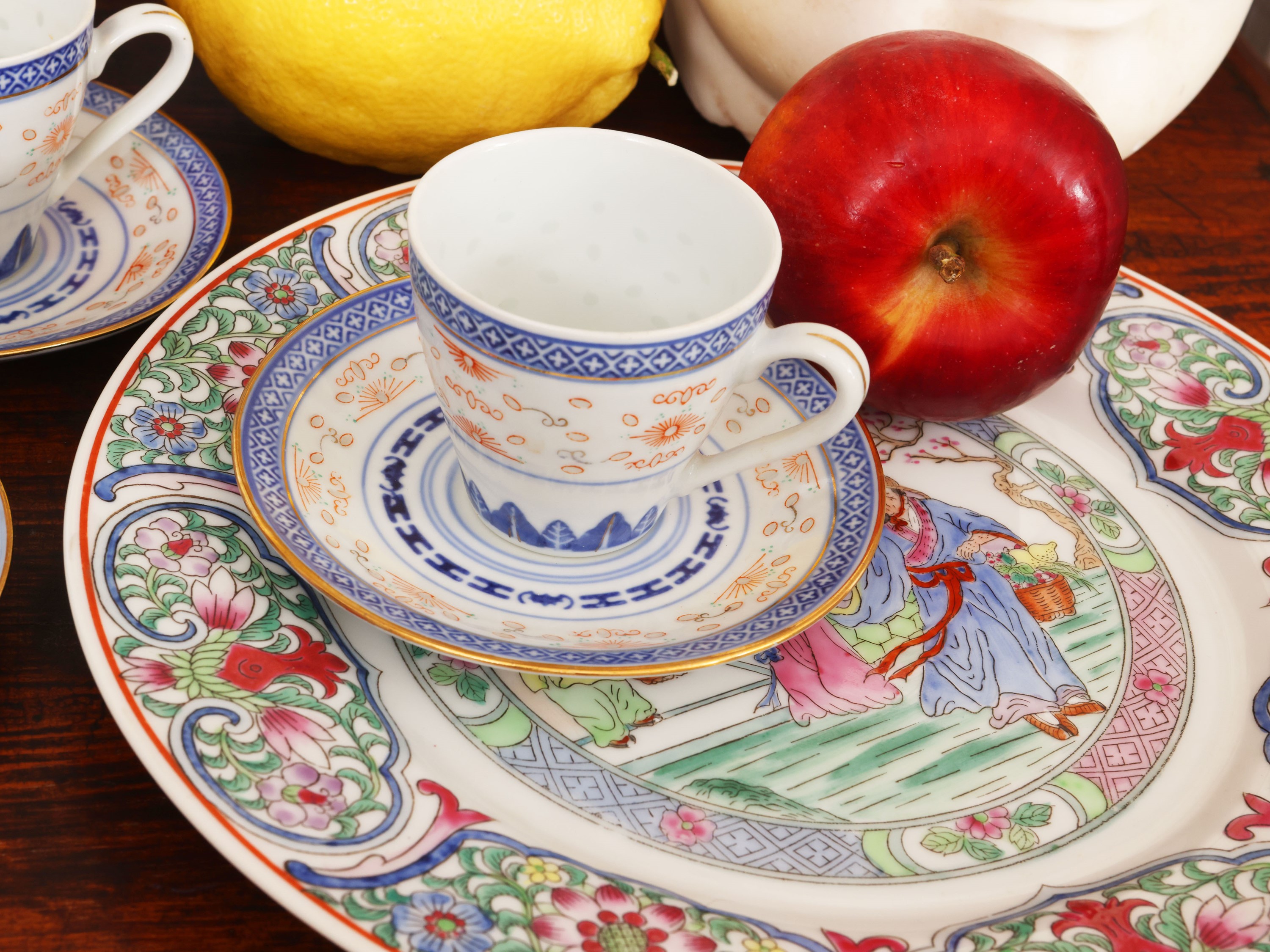 Set di accessori da tavola, porcellana cinese e terraglia decorativa