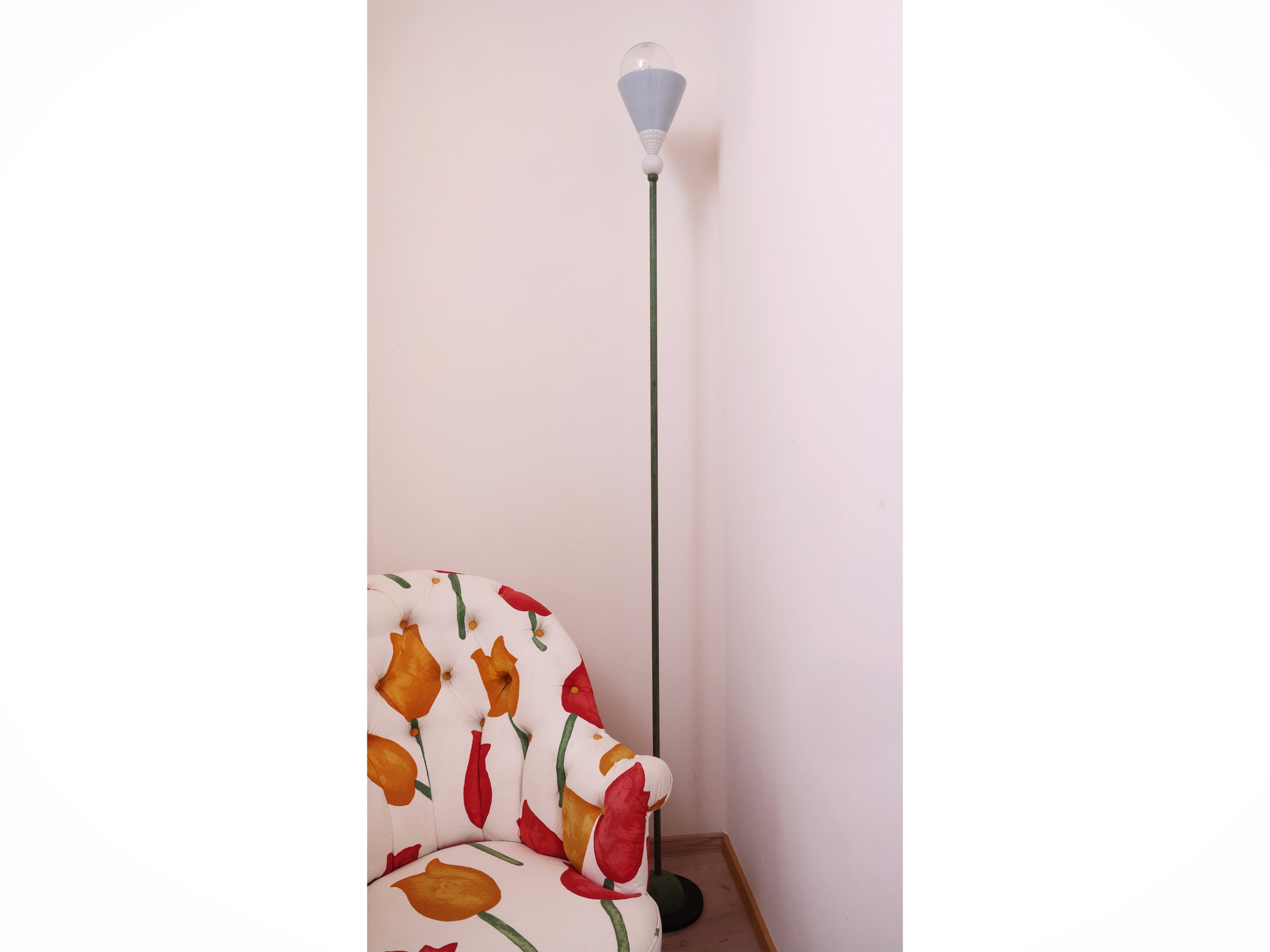 Piantana di Gusto Moderno