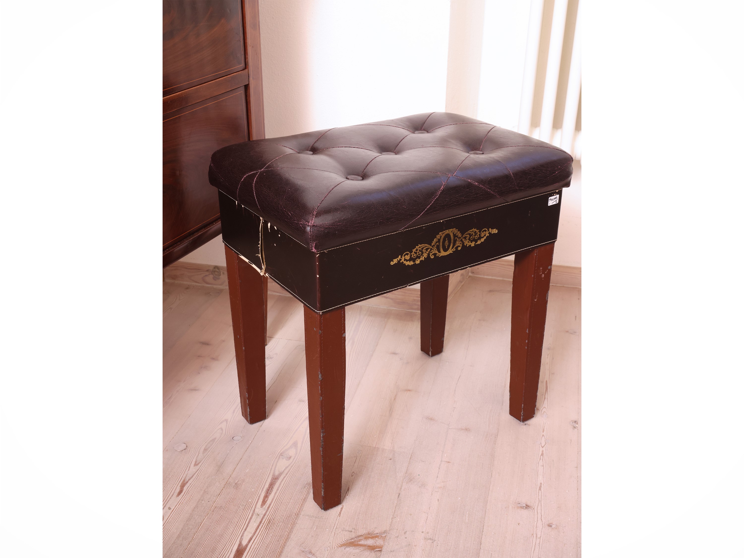 Due Complementi di Arredo
