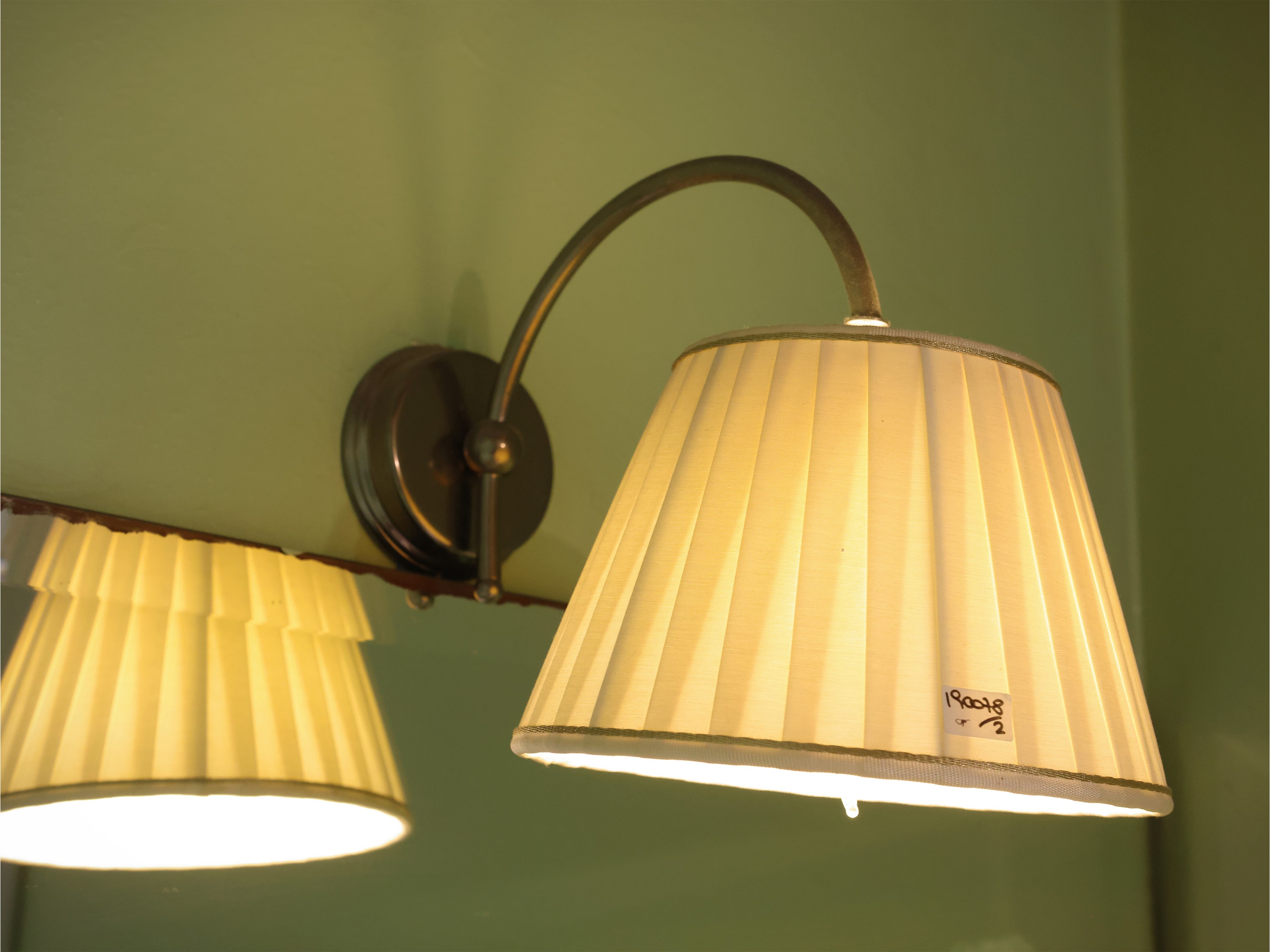 Specchiera di gusto moderno, cm 100 x 100