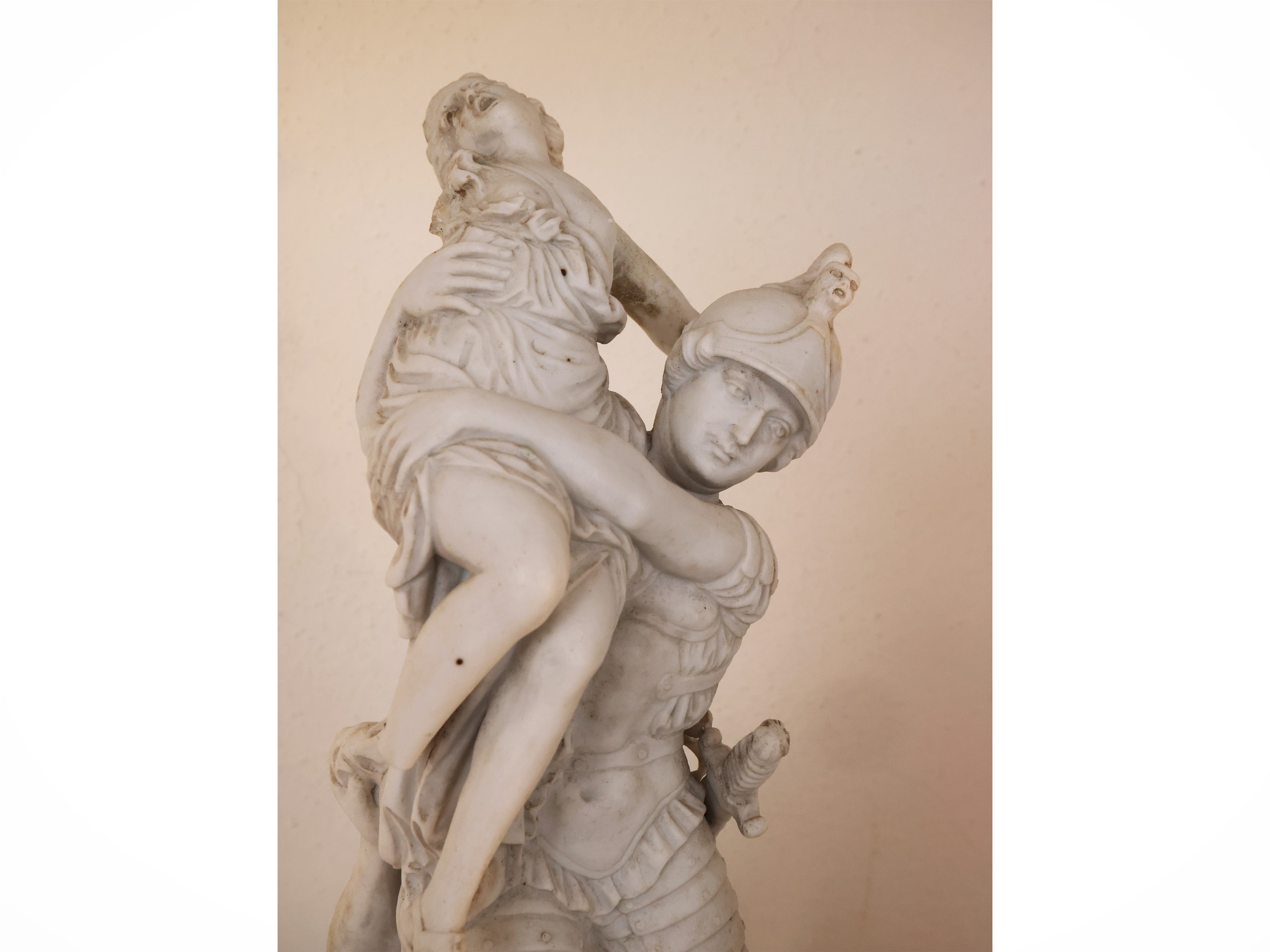 Gruppi decorativi, due soggetti in biscuit e porcellana, fine XIX–inizio XX secolo