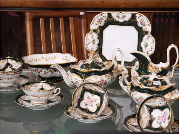 Polychrome porcelain dessert set