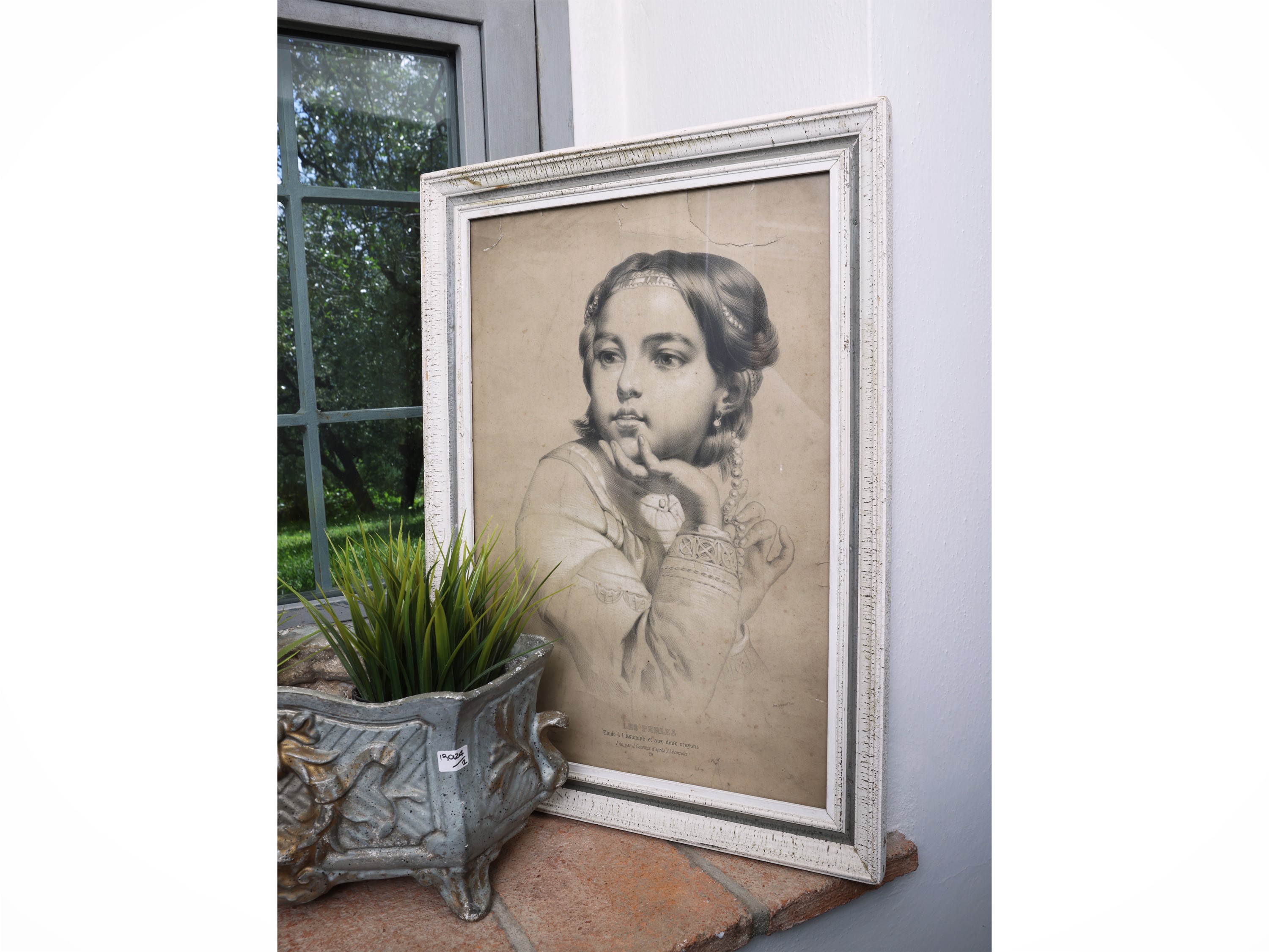 Francia, Coppia di cachepot in ghisa dipinta, gusto Art Nouveau