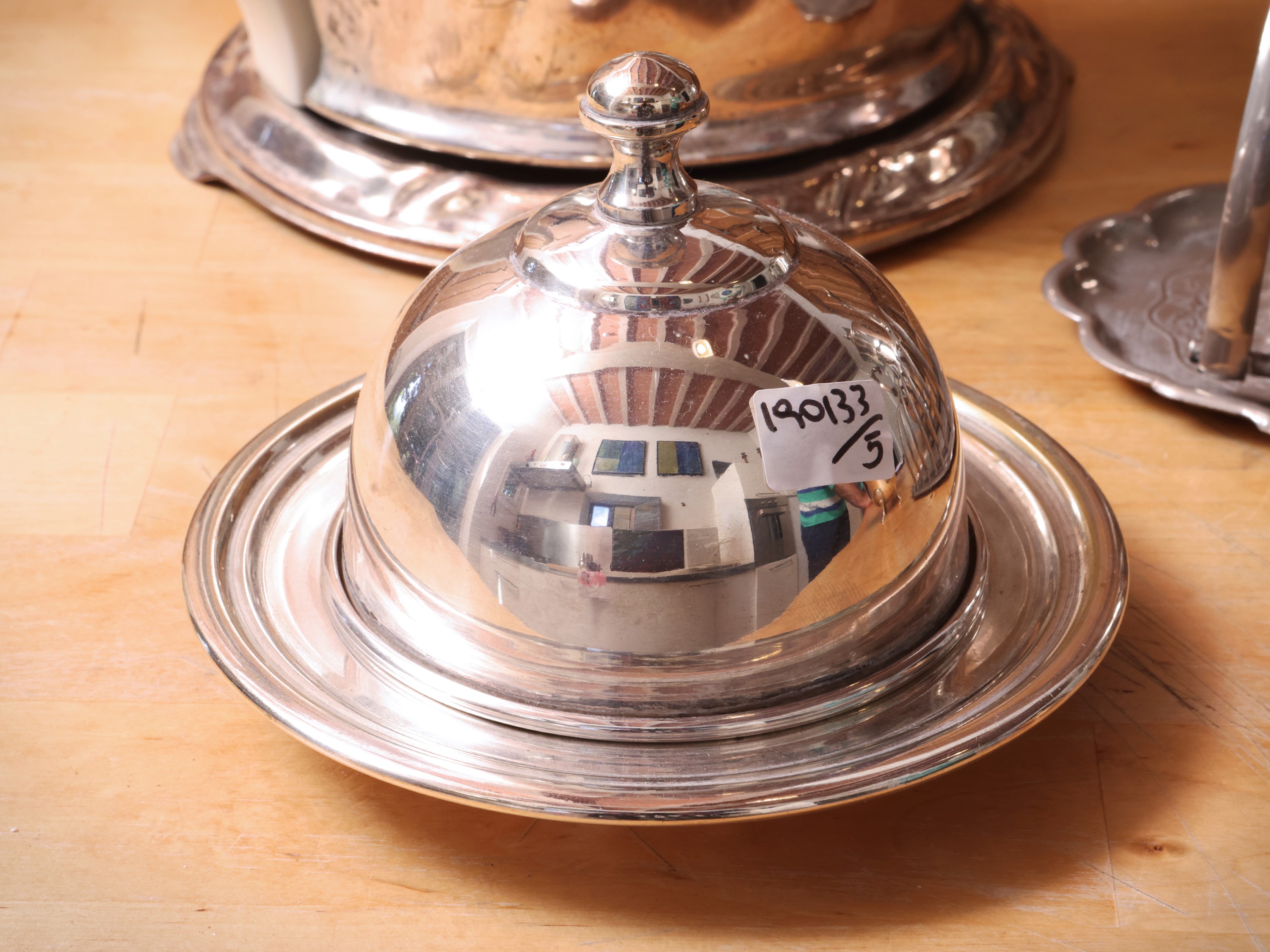 Set da brunch, metallo argentato, con accessori per servizio (burriera, portatoast, salsiera e ca...