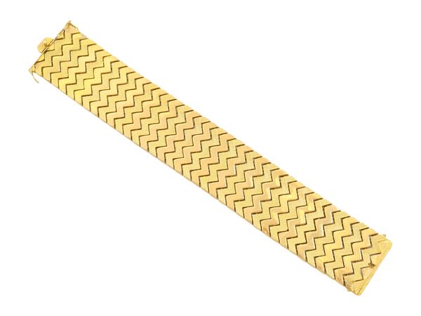 A 18Kt yellow gold bracelet
