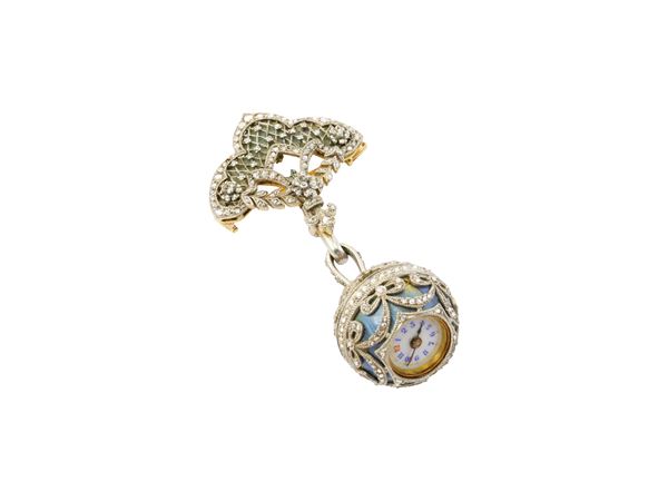 Boule de Genève con spilla in oro giallo e bianco 18kt, smalto e rose di diamante  (Inizi secolo XX)  - Asta Gioielli e Orologi - Maison Bibelot - Casa d'Aste Firenze - Milano