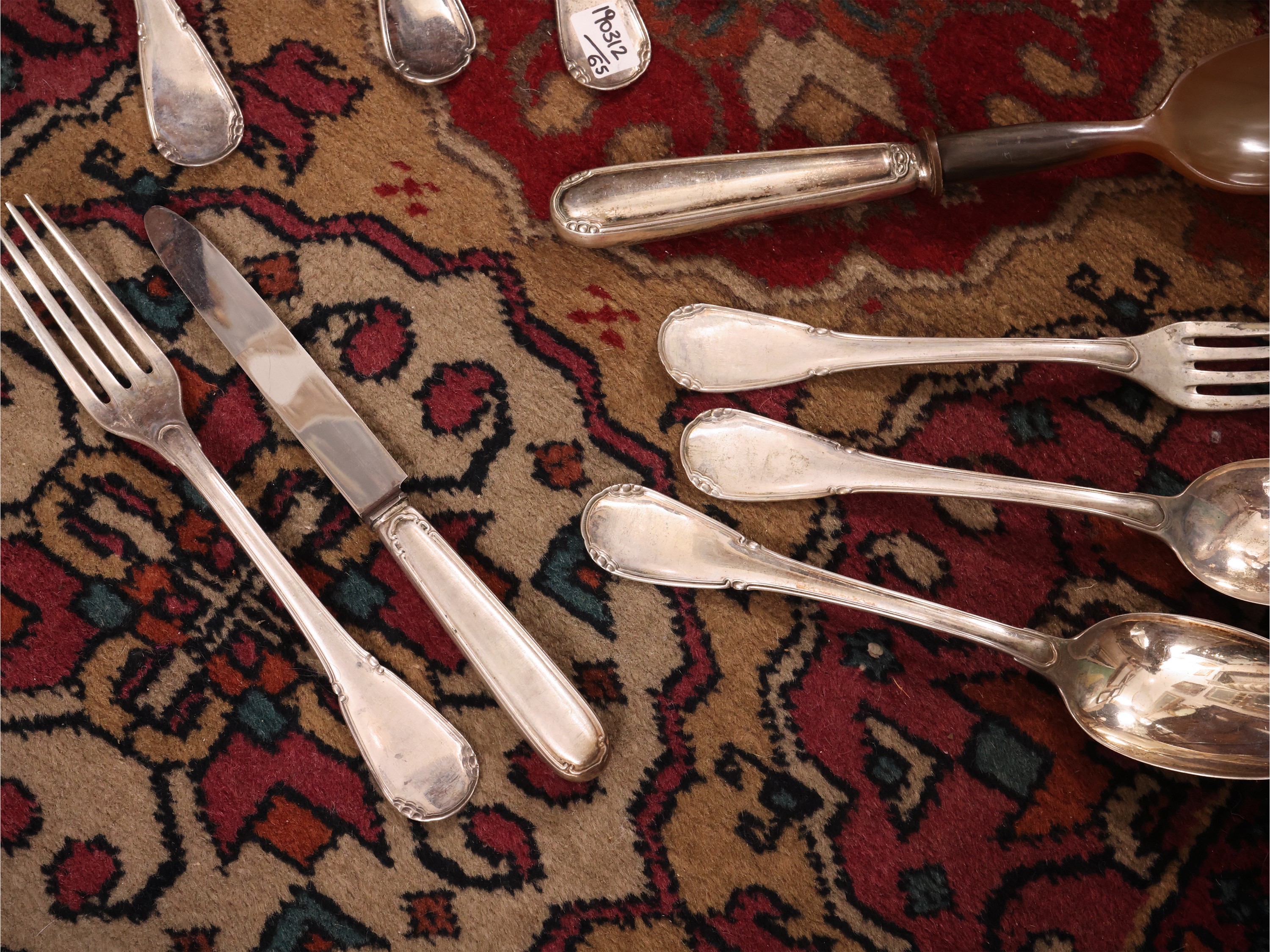 Servizio di posate in argento, set completo per dodici persone