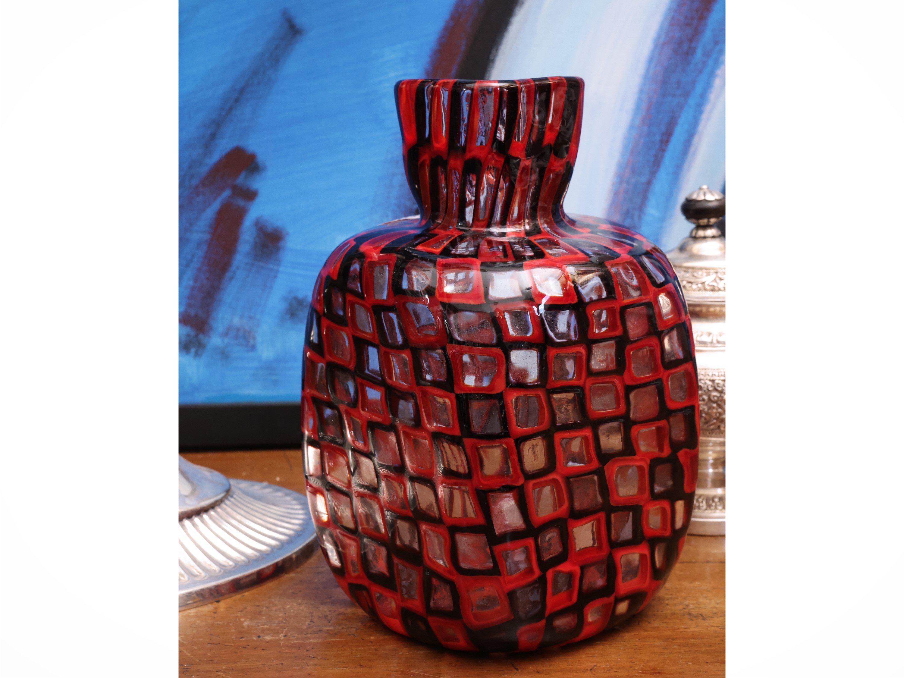 Tobia Scarpa, Vaso della serie «Occhi» per Venini, vetro di Murano a murrine rosso e nero