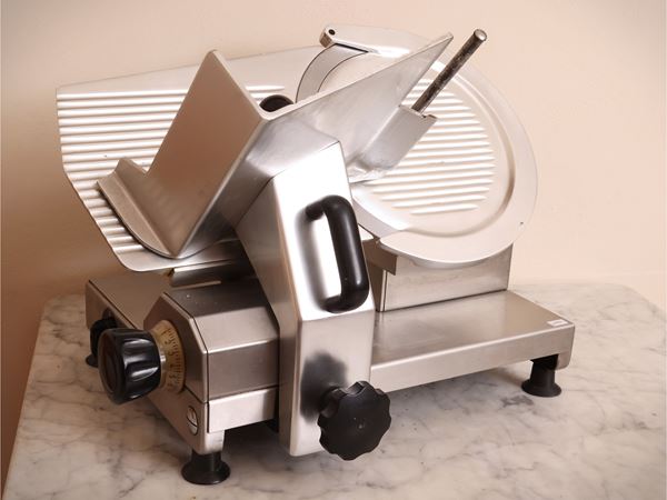 Affettatrice professionale, Macchi