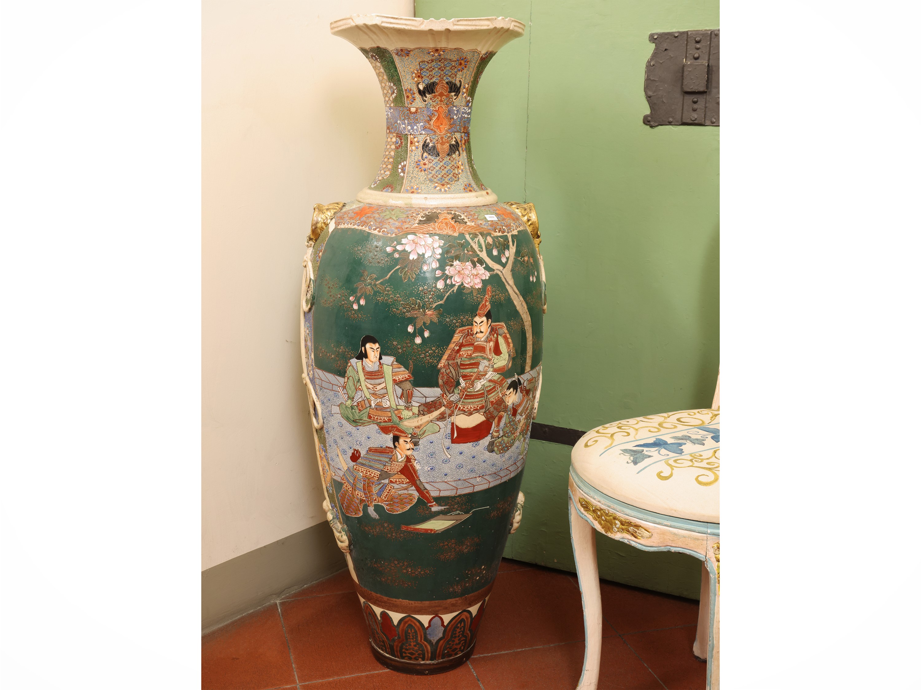 Cina, Grande vaso in porcellana, XX secolo