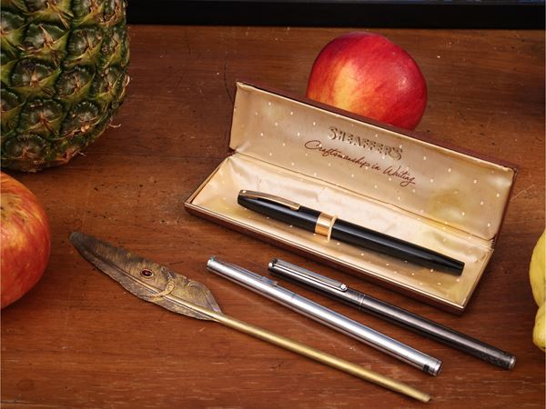 Collectible pens
