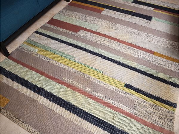 Modern carpet