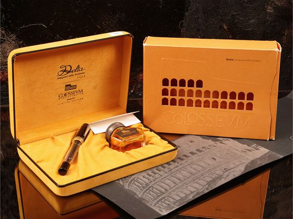 Writing set, Colosseum
