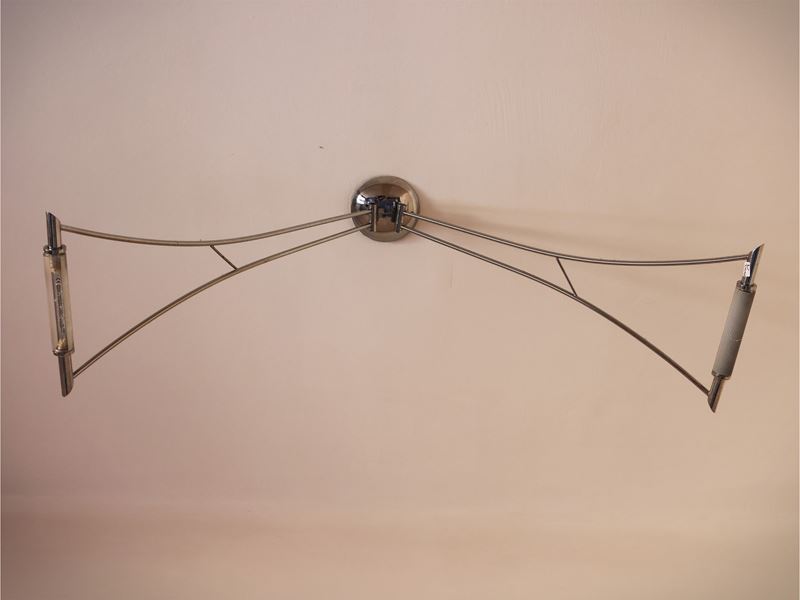 Lampadari in acciaio cromato, bracci orientabili (coppia)